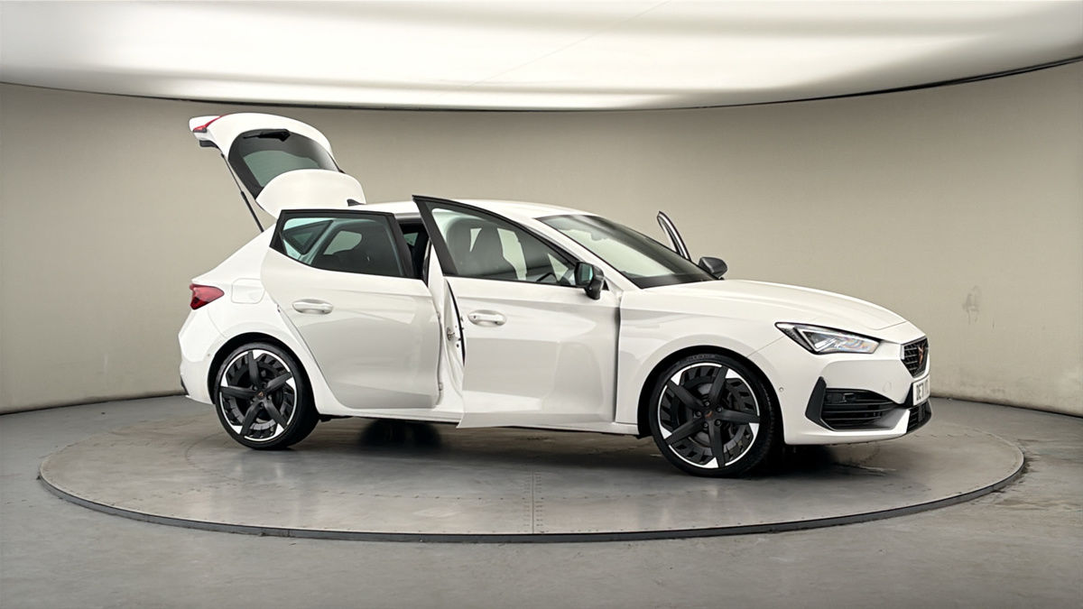 More views of CUPRA Leon