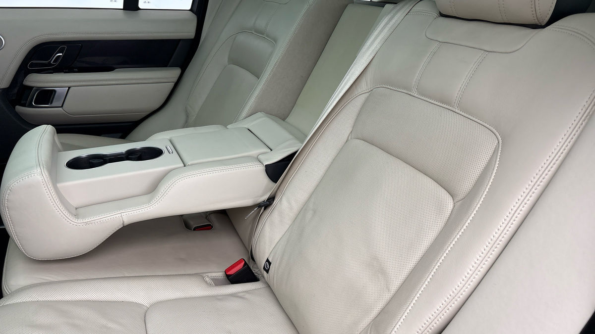 Land Rover Range Rover Image 9