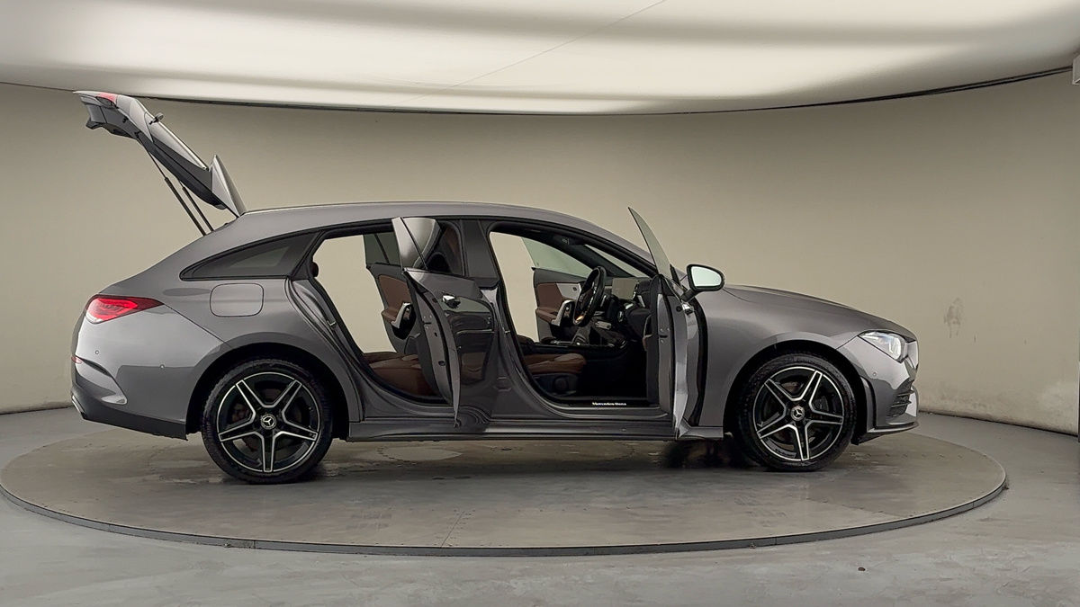 More views of Mercedes-Benz CLA