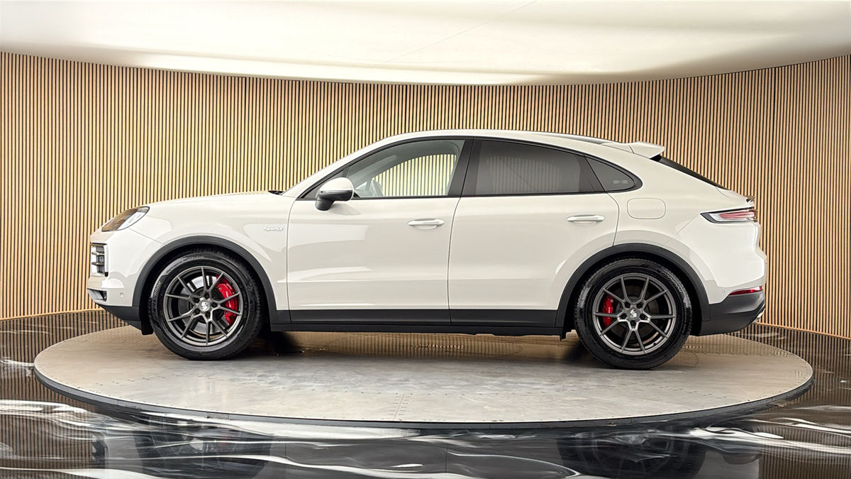 Porsche Cayenne Image 15