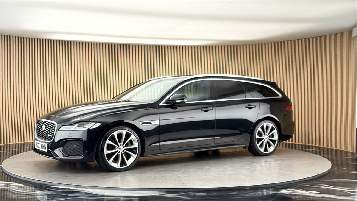More views of Jaguar XF