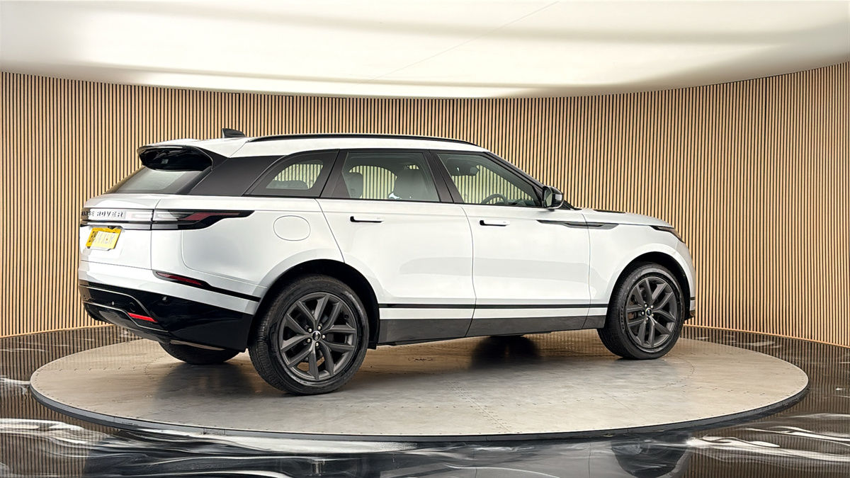 More views of Land Rover Range Rover Velar