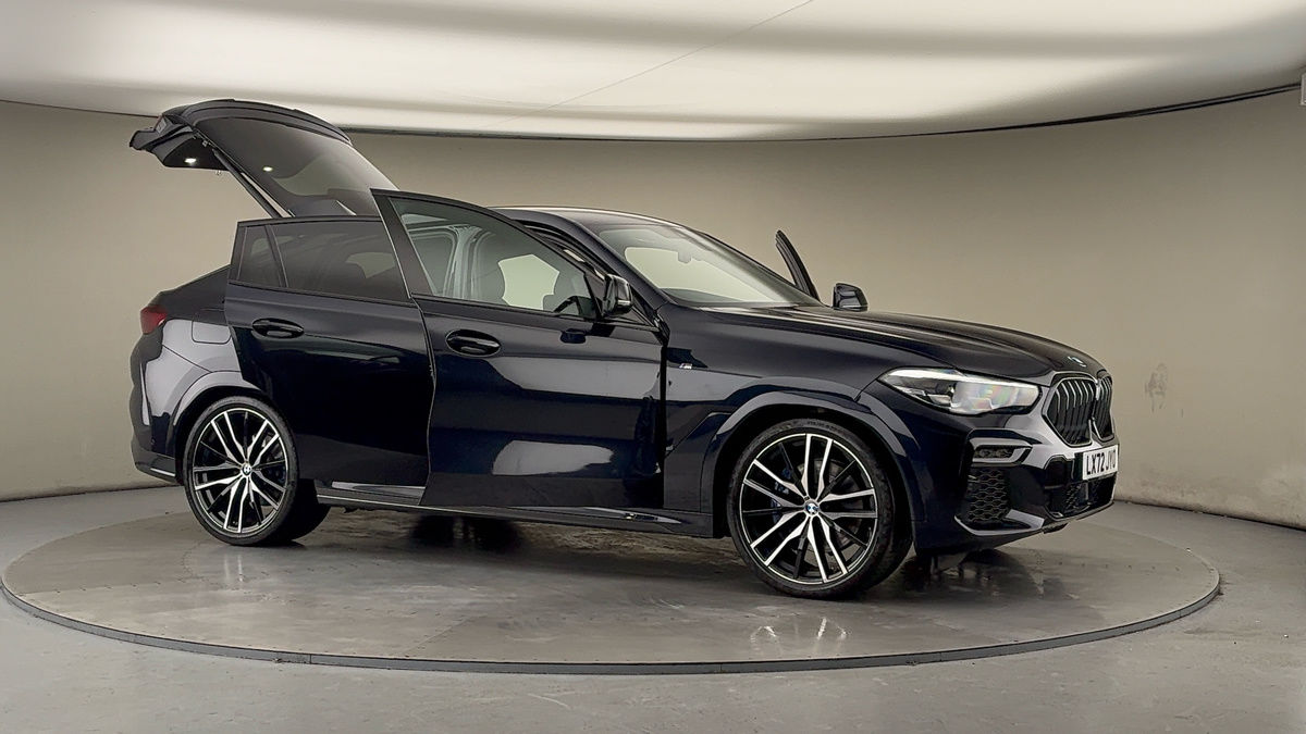 More views of BMW X6