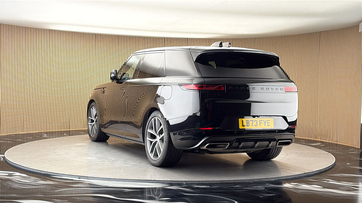 More views of Land Rover Range Rover Sport