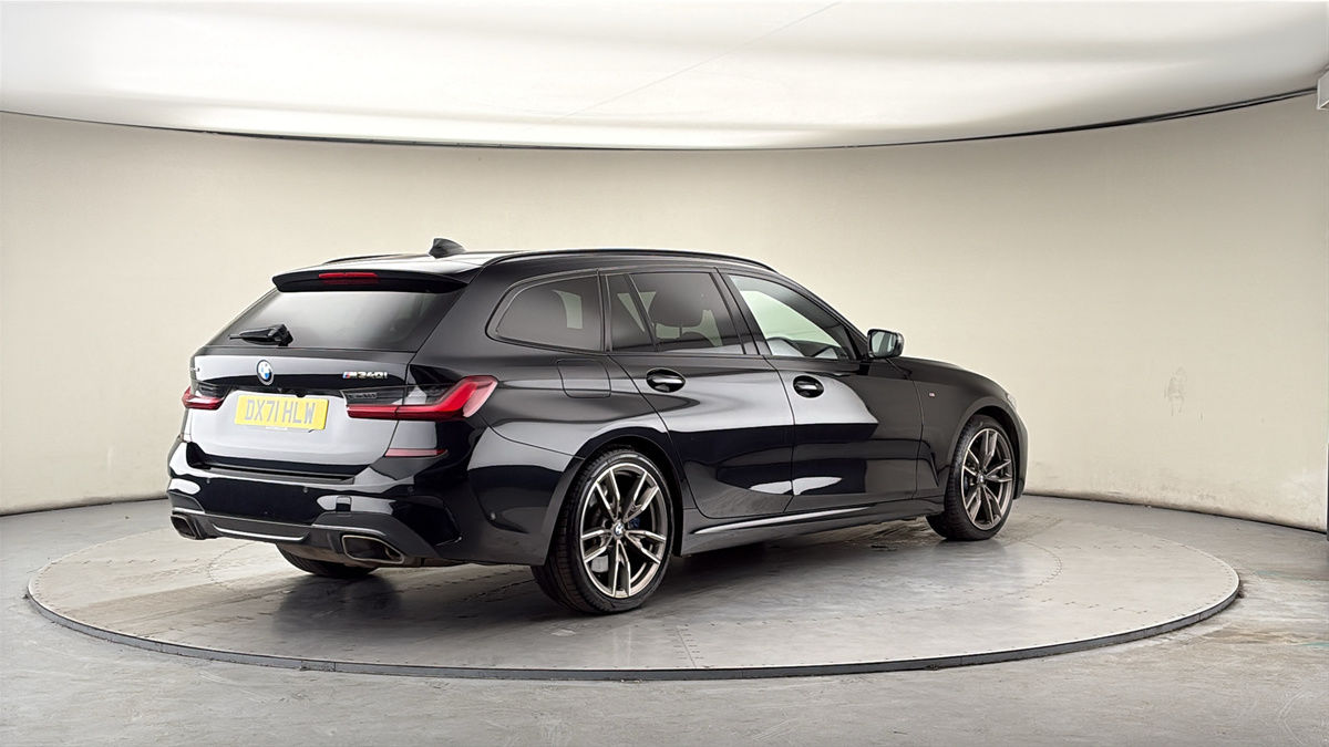 BMW 3 Series Image 21