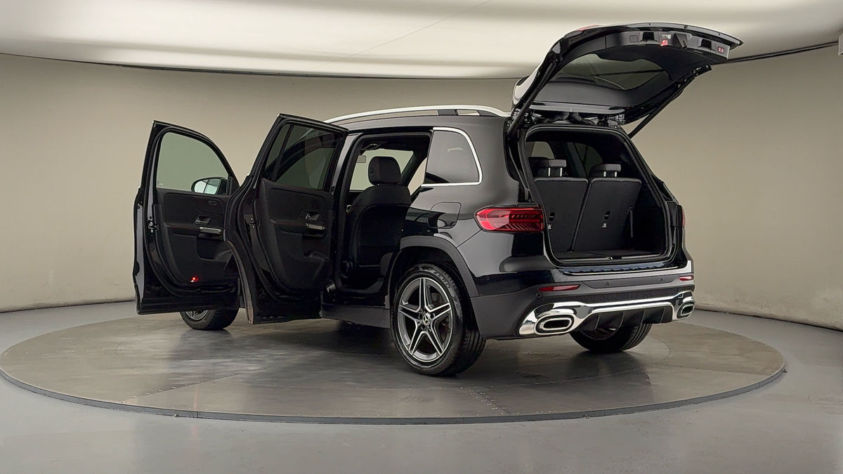 More views of Mercedes-Benz GLB