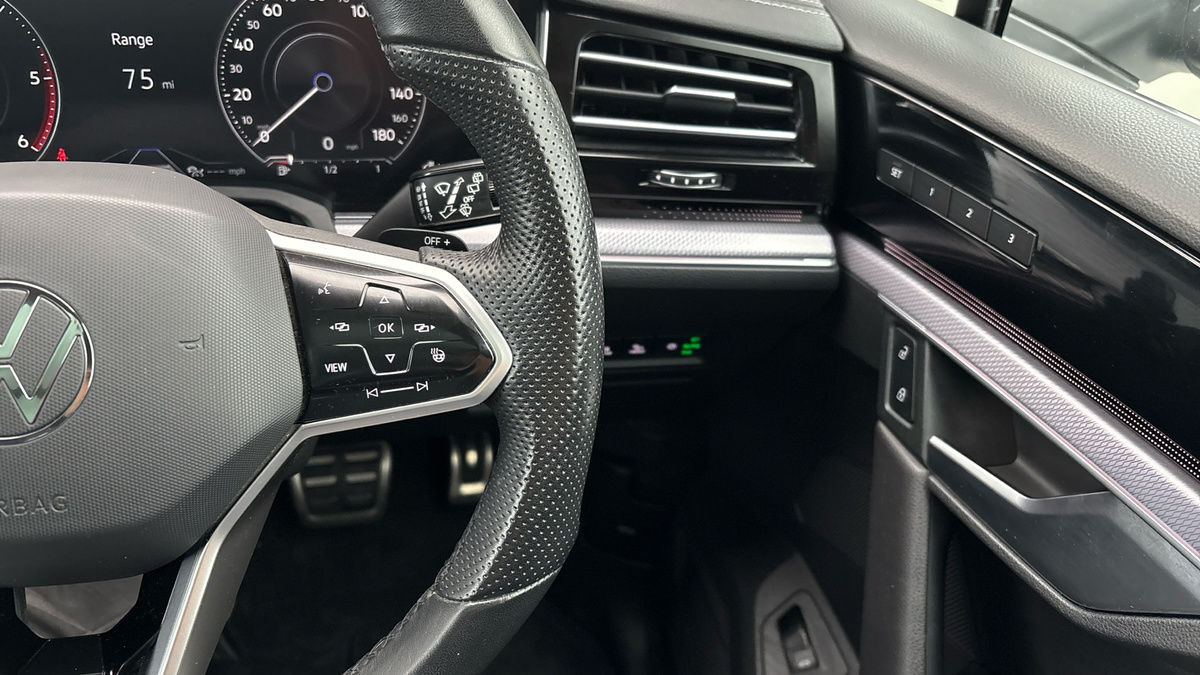 Volkswagen Touareg Image 14