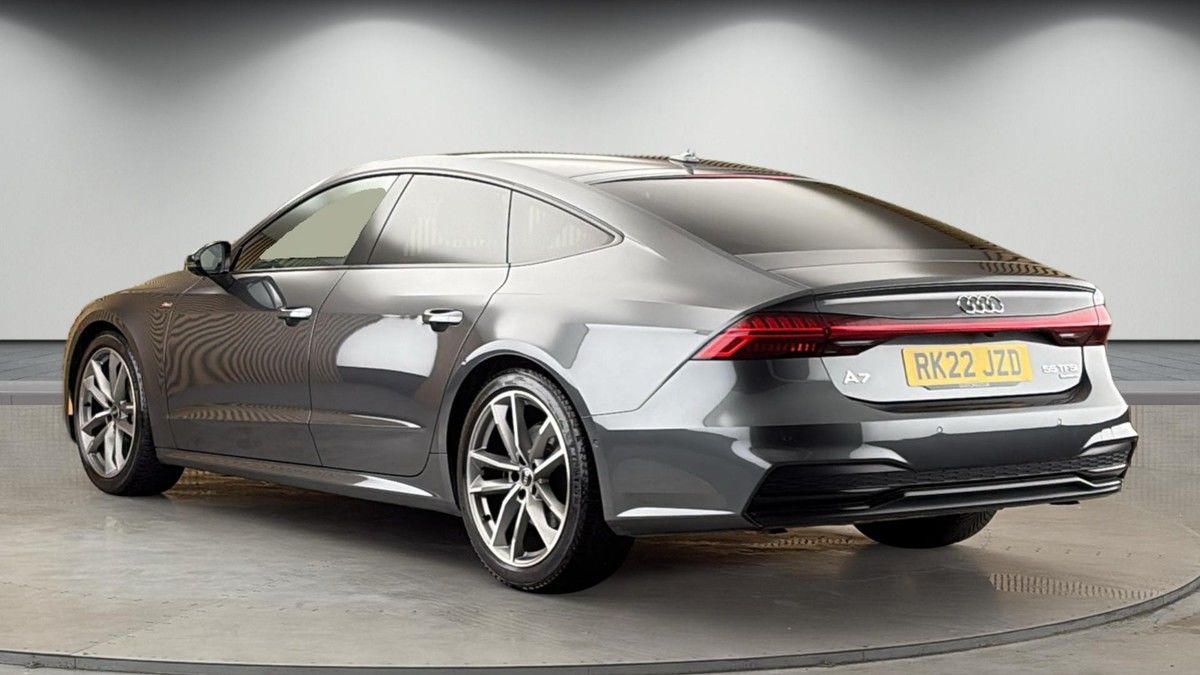 Audi A7 Image 2