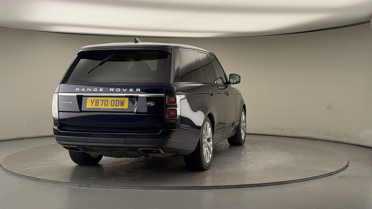 More views of Land Rover Range Rover