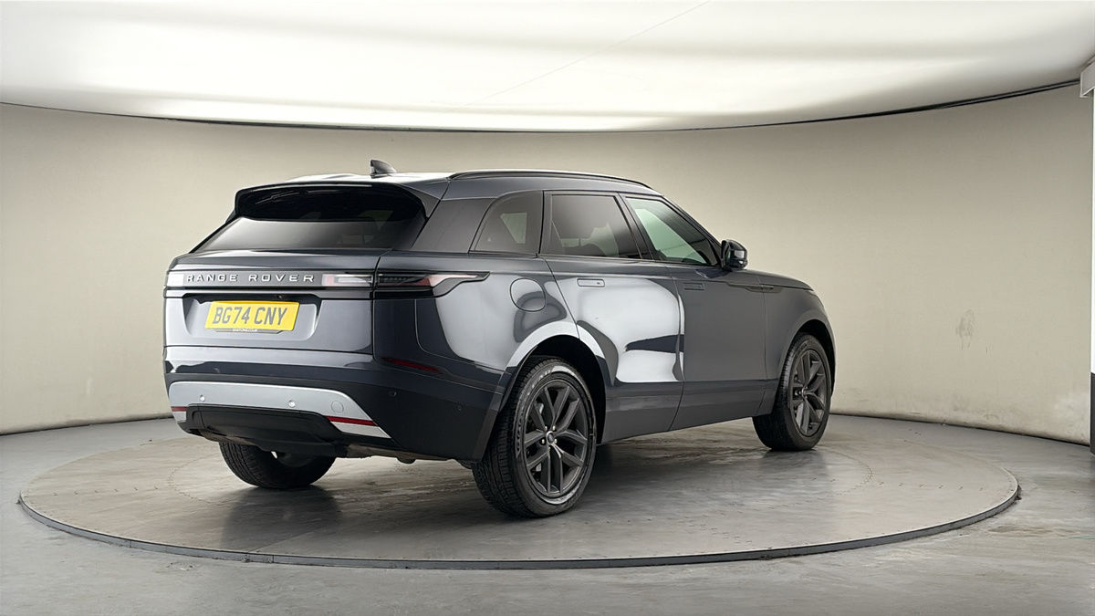More views of Land Rover Range Rover Velar