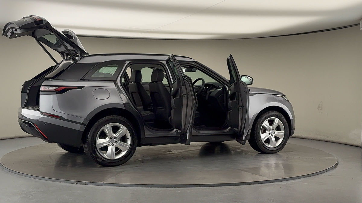 More views of Land Rover Range Rover Velar