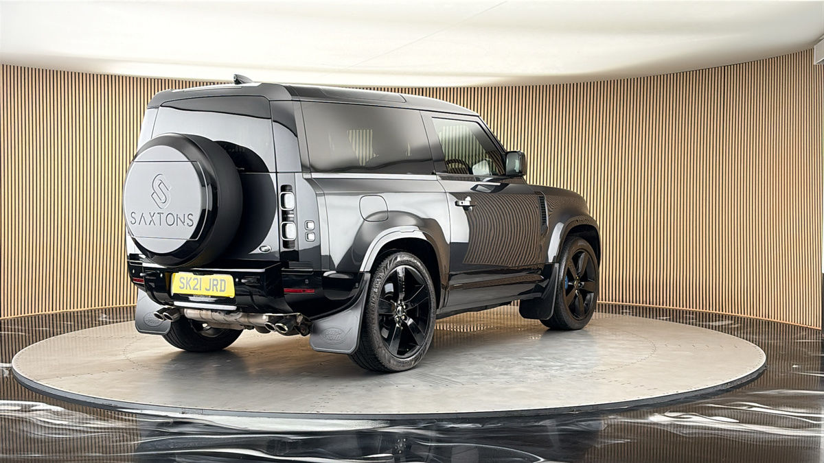 More views of Land Rover Defender 90