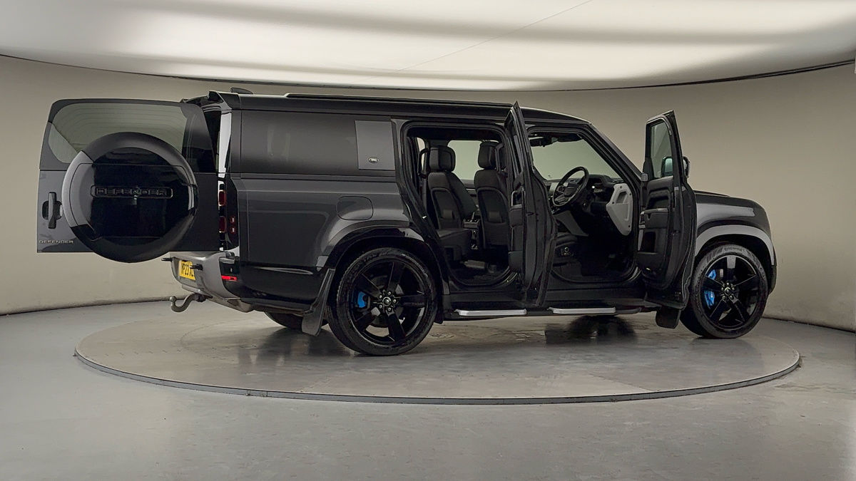 More views of Land Rover Defender 130