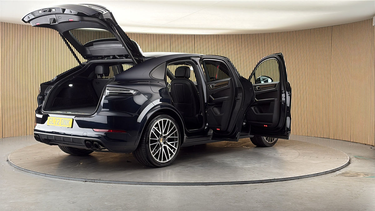 More views of Porsche Cayenne