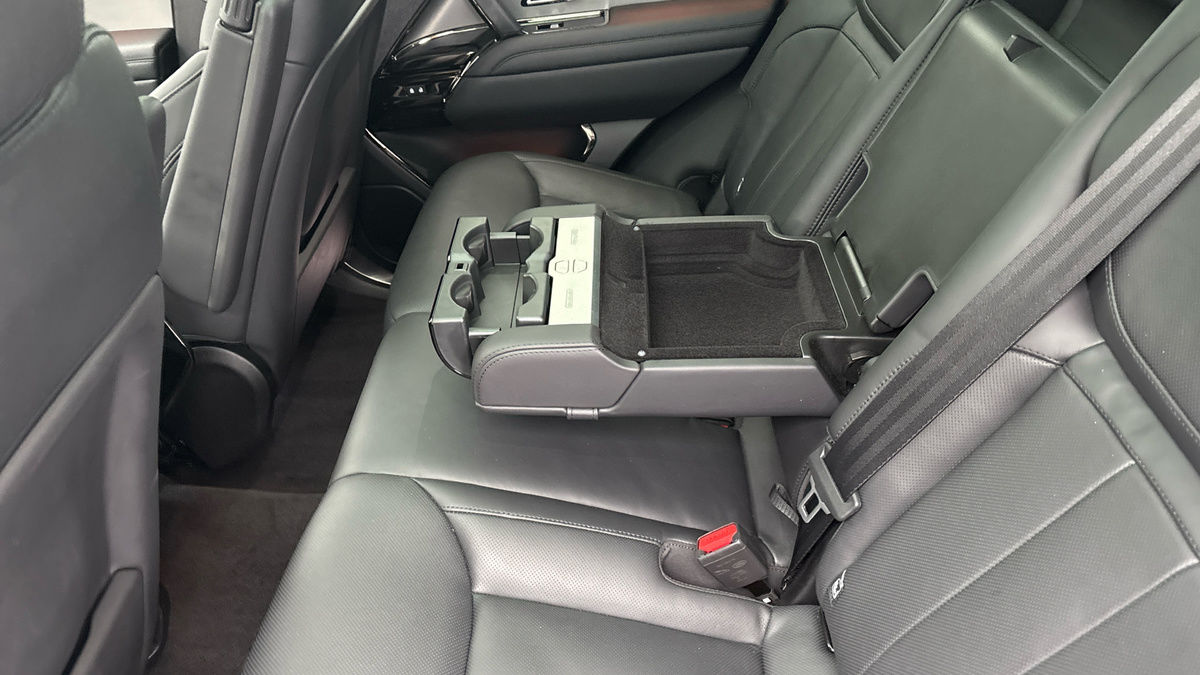 Land Rover Range Rover Sport Image 9