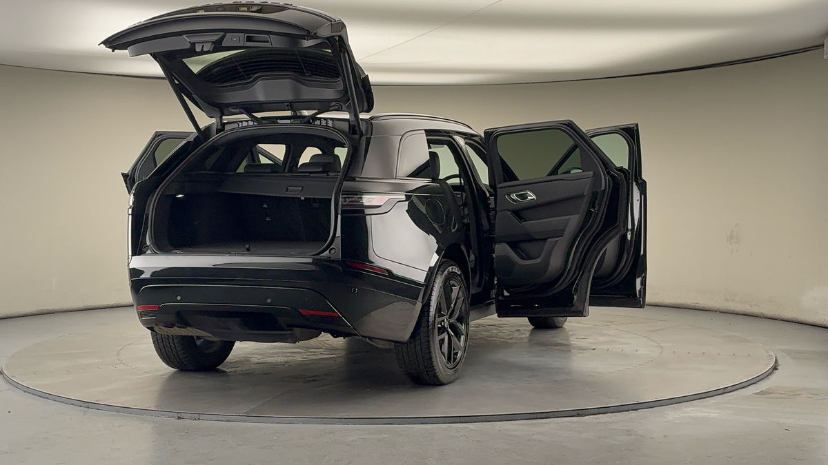 More views of Land Rover Range Rover Velar