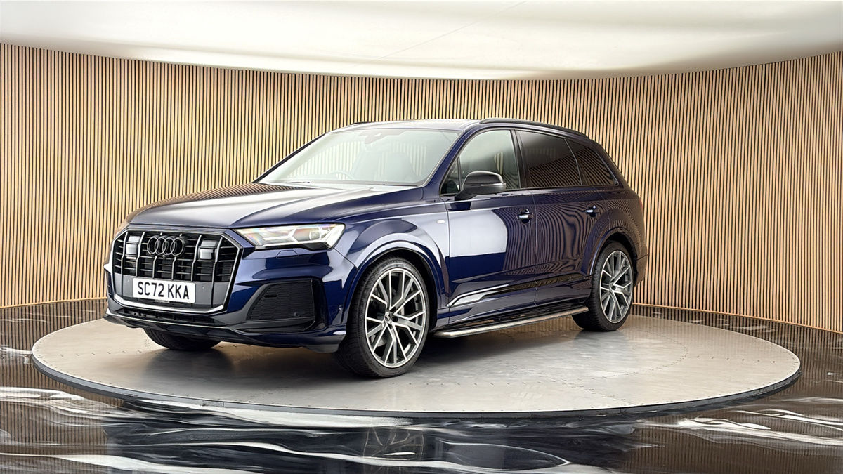 More views of Audi Q7