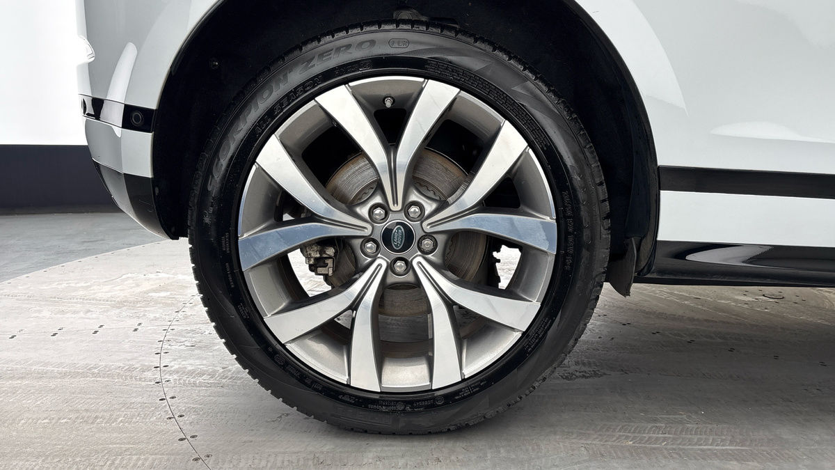 Land Rover Range Rover Evoque Image 10