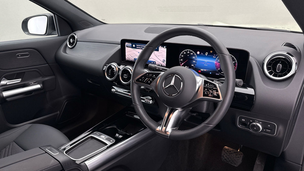 Mercedes-Benz GLA Image 5