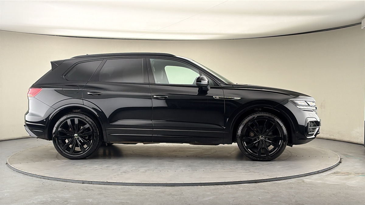 More views of Volkswagen Touareg