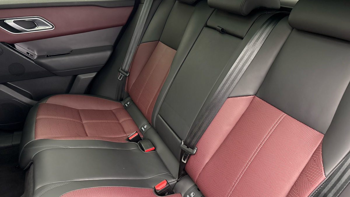 Land Rover Range Rover Velar Image 8