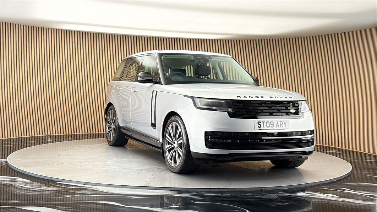 More views of Land Rover Range Rover