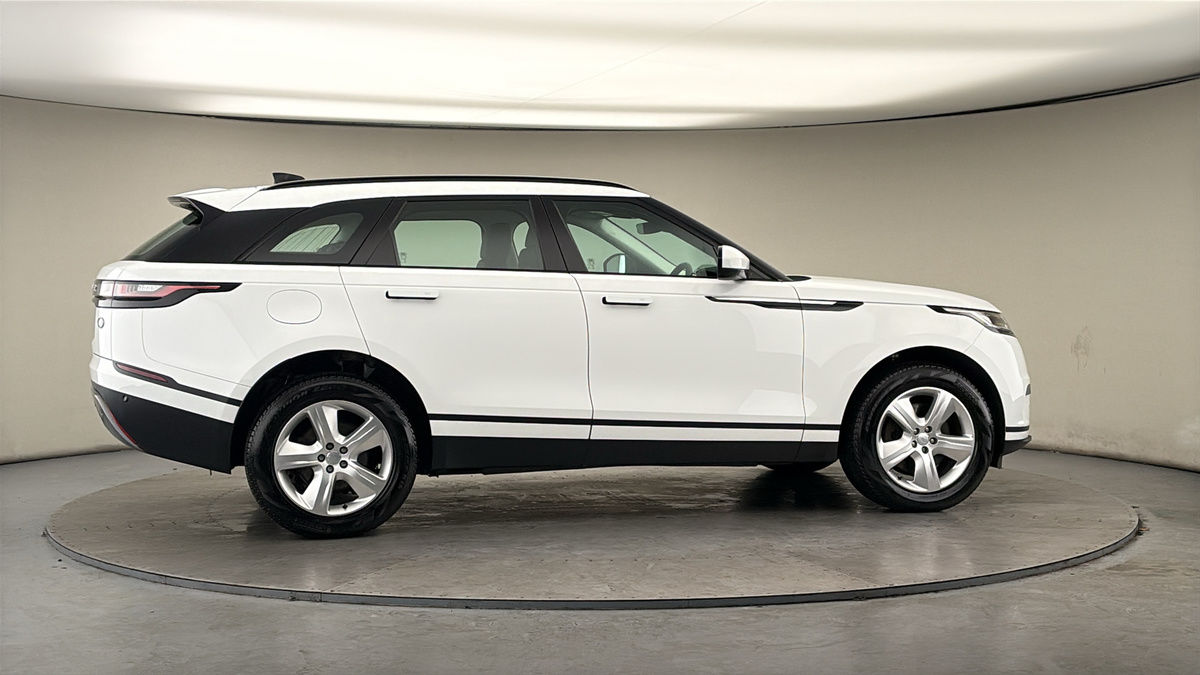 More views of Land Rover Range Rover Velar