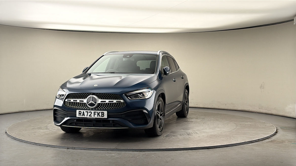 More views of Mercedes-Benz GLA