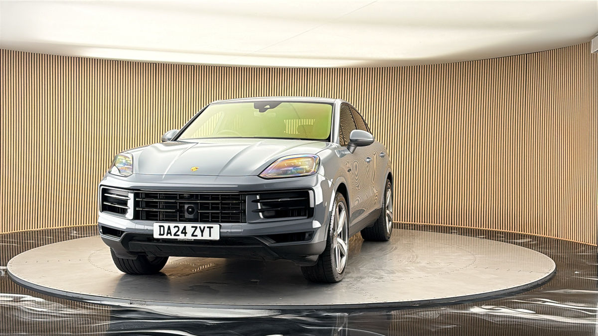 More views of Porsche Cayenne