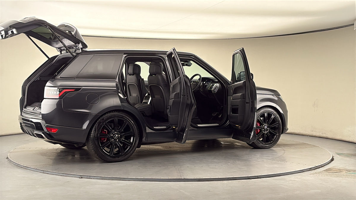 More views of Land Rover Range Rover Sport