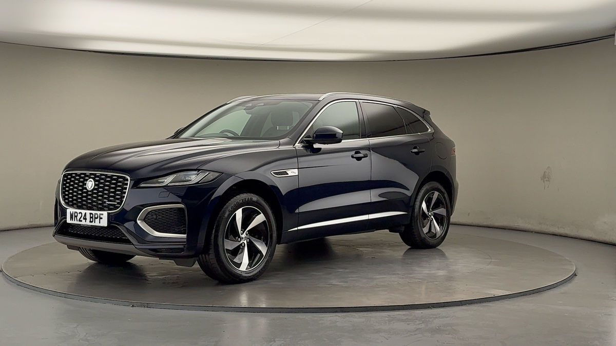 Jaguar F-PACE Image 20
