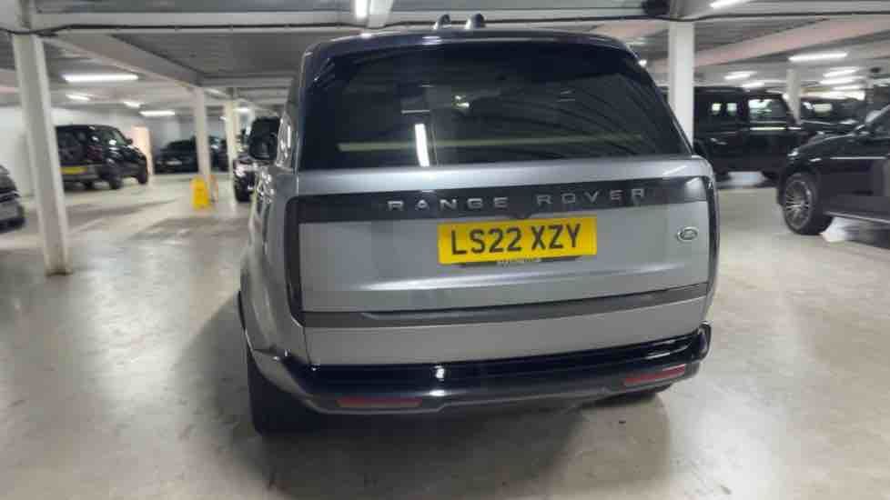 More views of Land Rover Range Rover