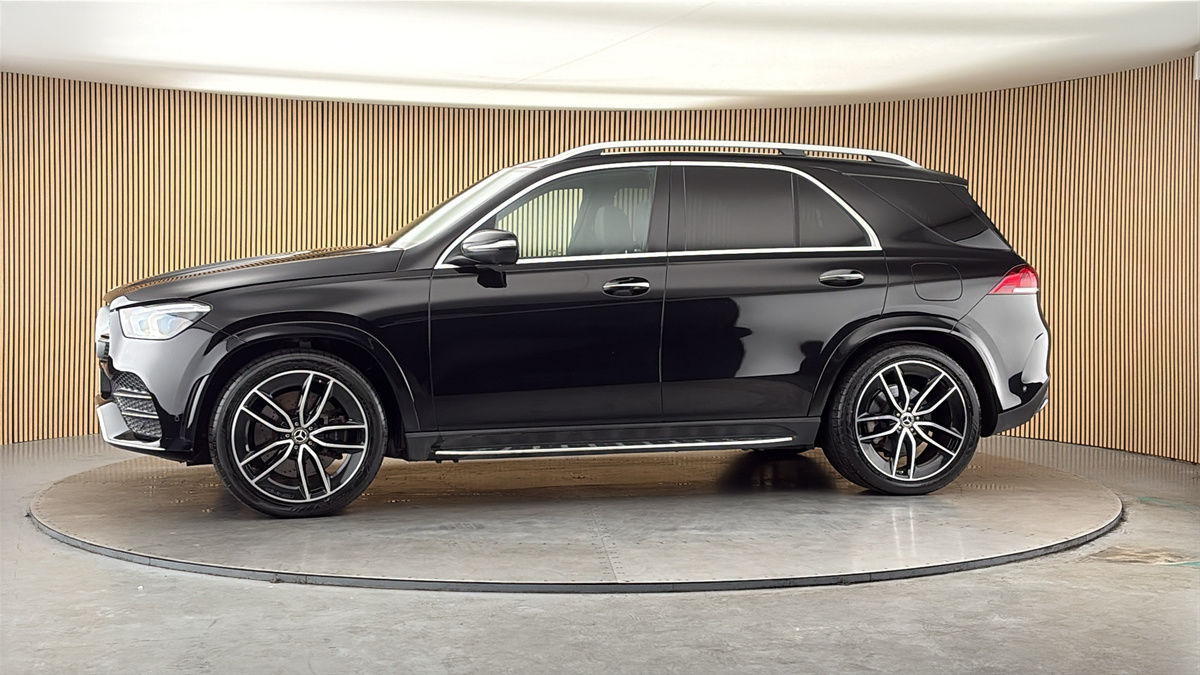 More views of Mercedes-Benz GLE