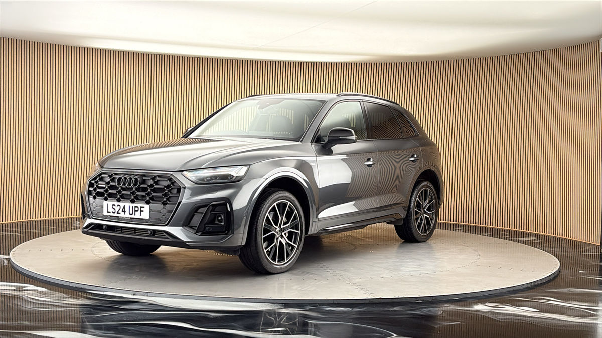 More views of Audi Q5