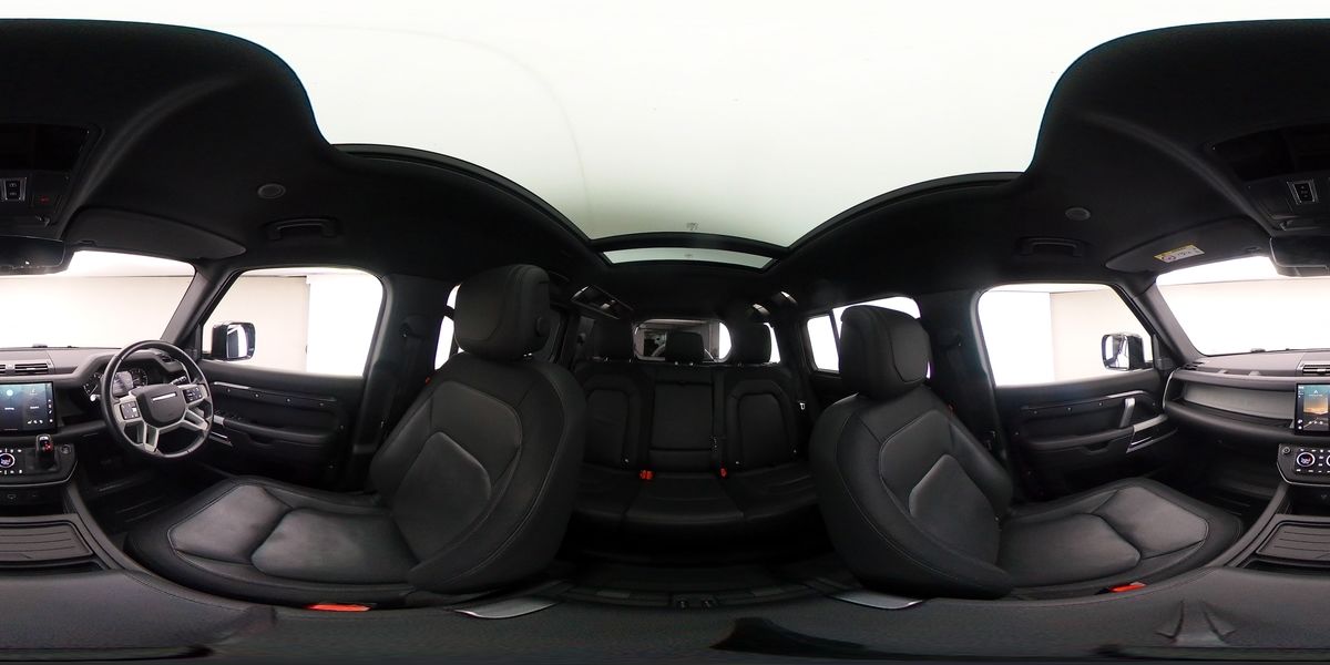 More views of Land Rover Defender 110