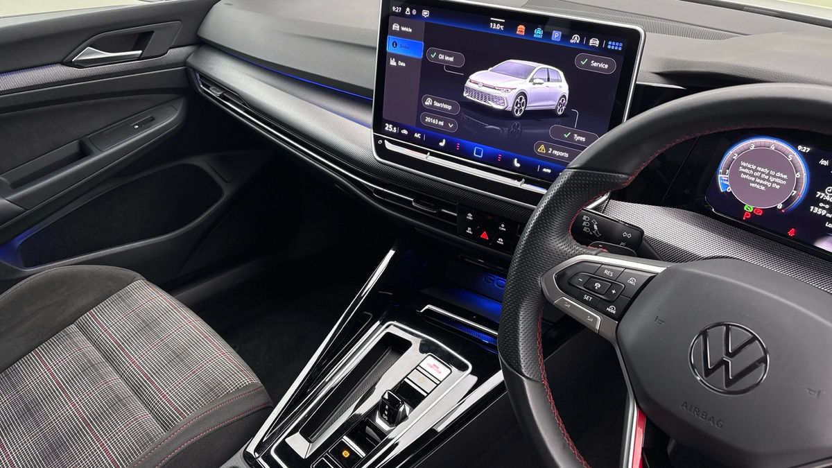 Volkswagen Golf Image 18