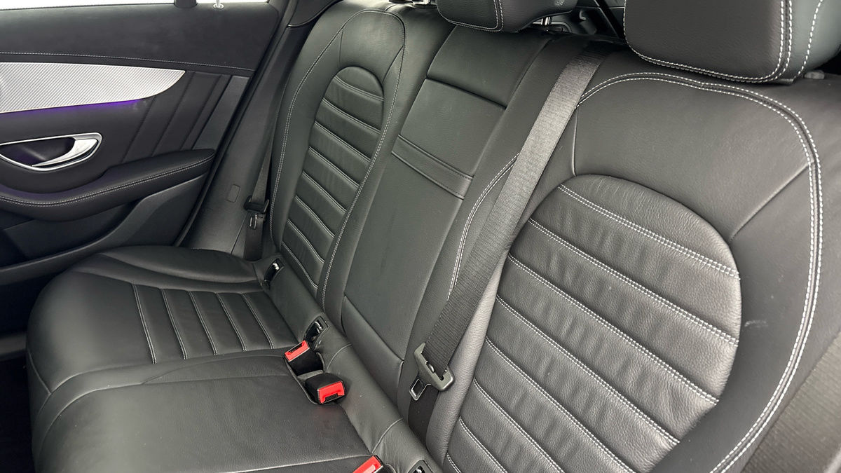 Mercedes-Benz EQC Image 8