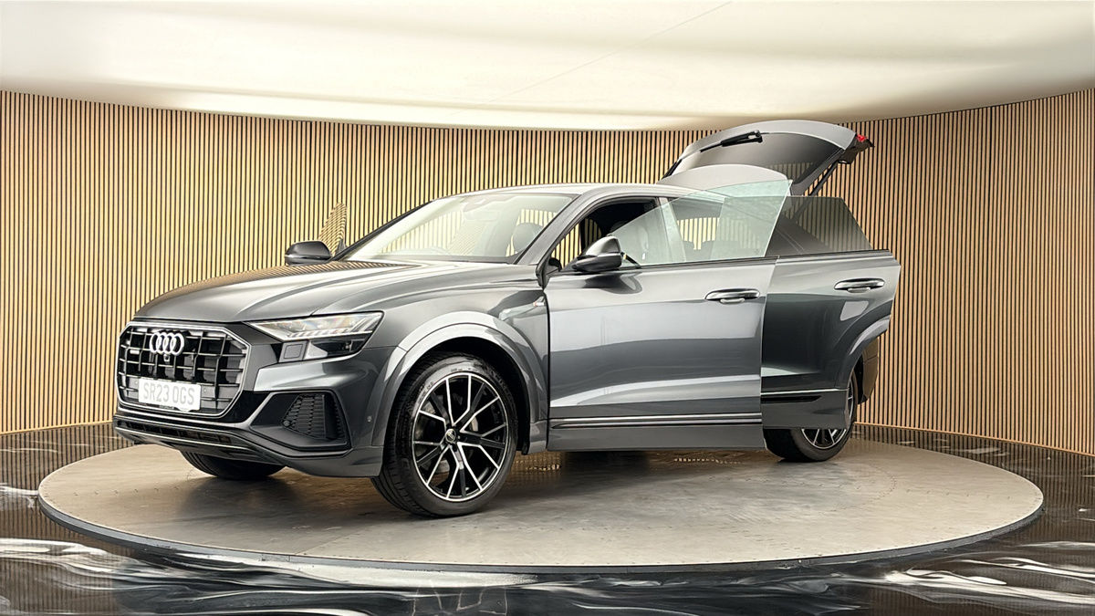 Audi Q8 Image 22