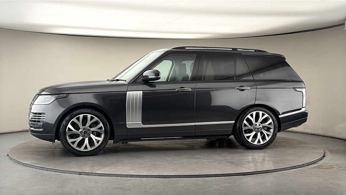 More views of Land Rover Range Rover