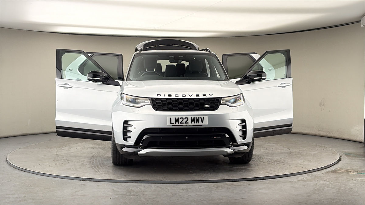 More views of Land Rover Discovery