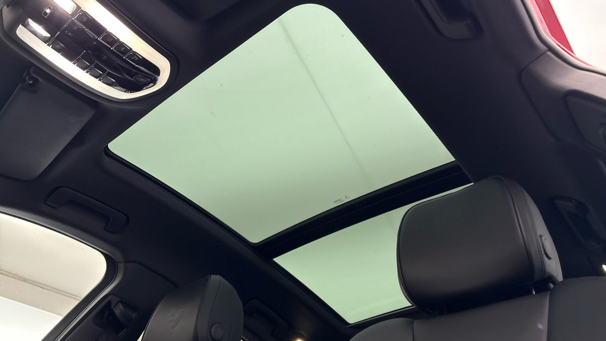 Porsche Macan Image 6