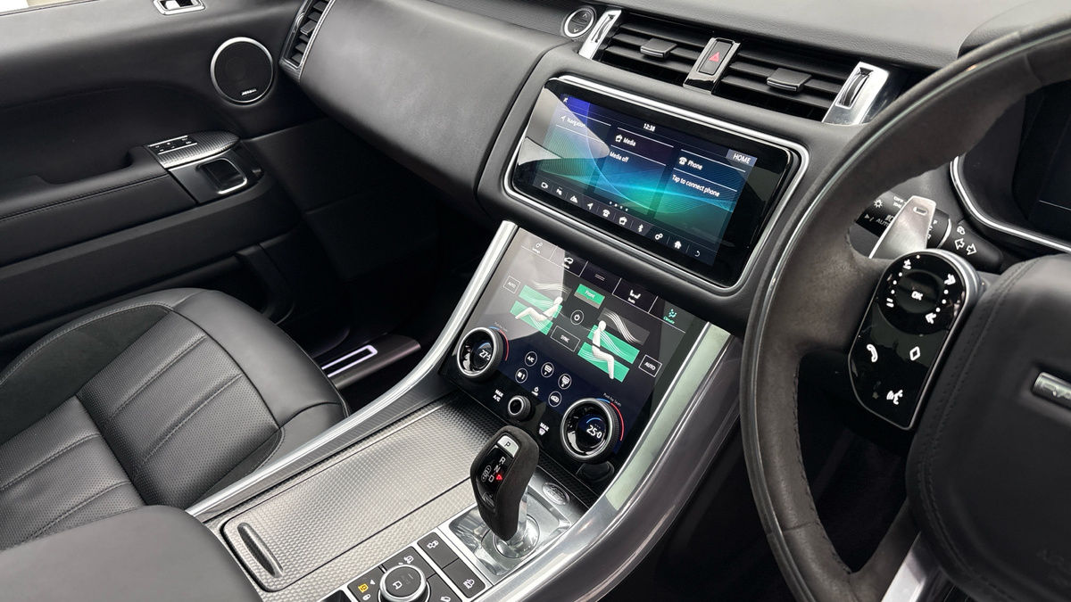 Land Rover Range Rover Sport Image 18