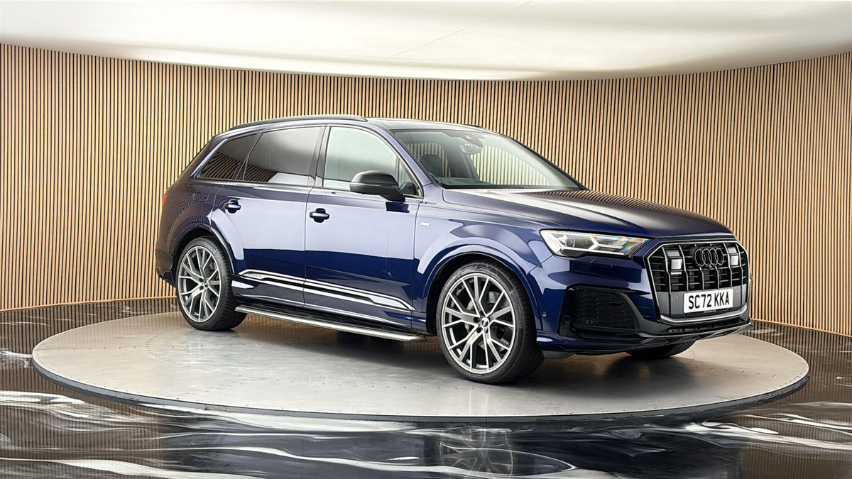 More views of Audi Q7