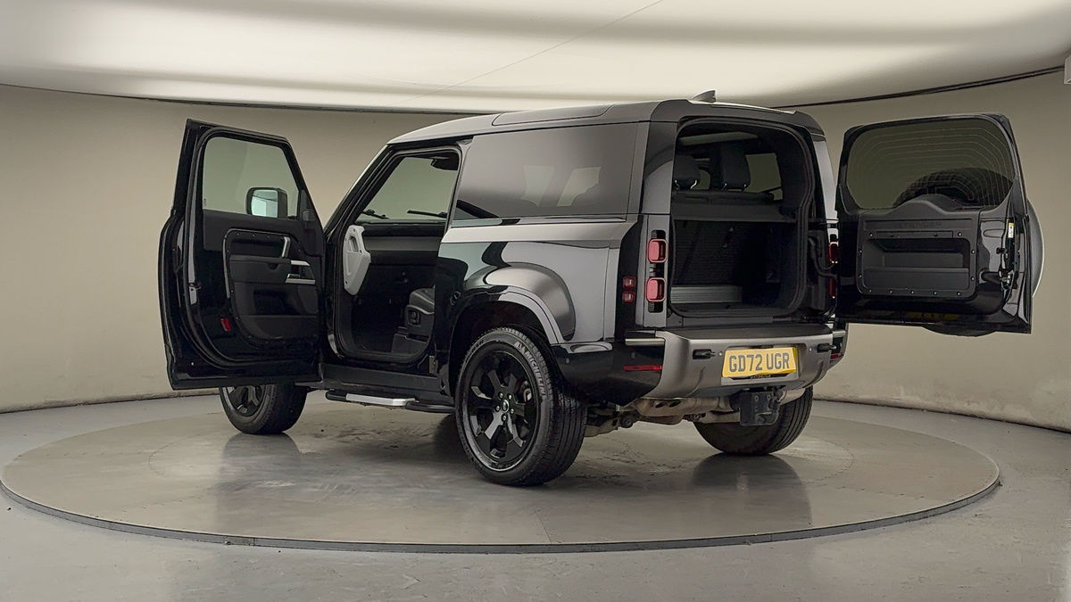 More views of Land Rover Defender 90