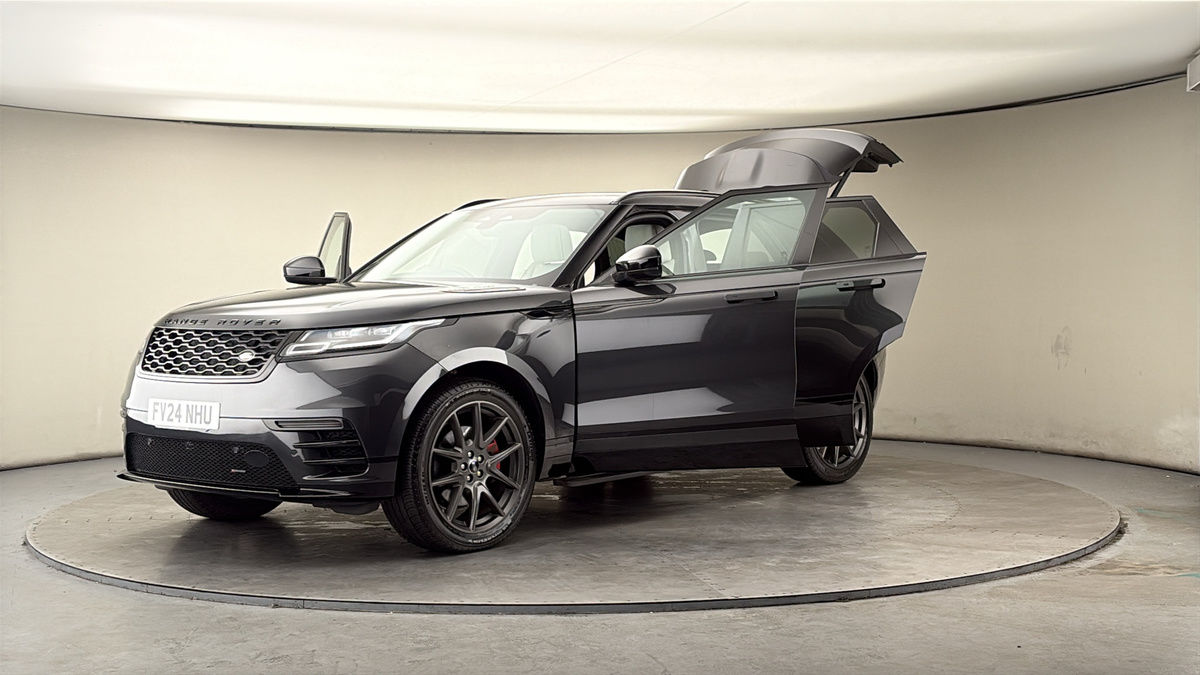 Land Rover Range Rover Velar Image 22