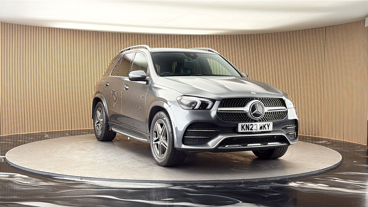 More views of Mercedes-Benz GLE