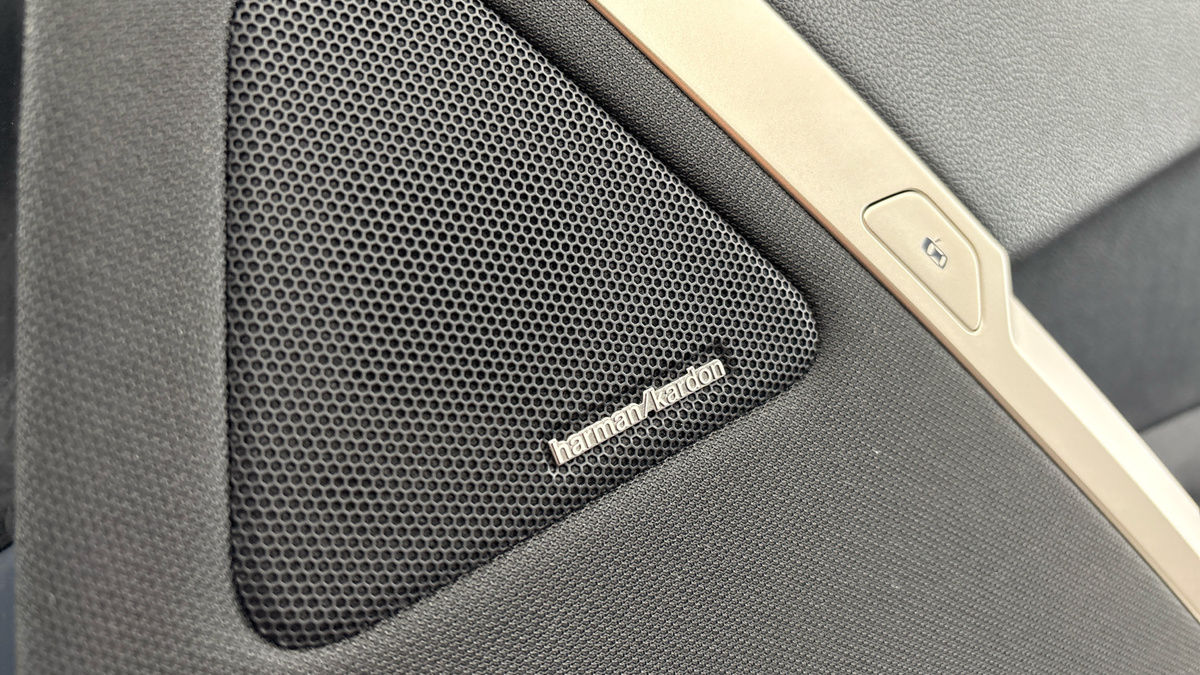 BMW iX Image 29