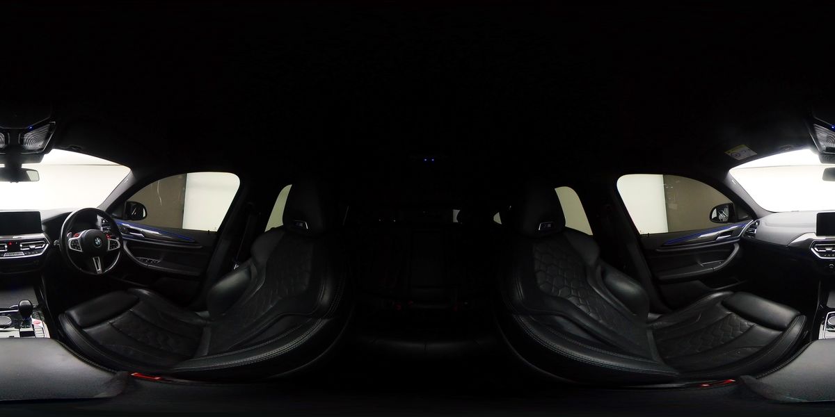 More views of BMW X4 M