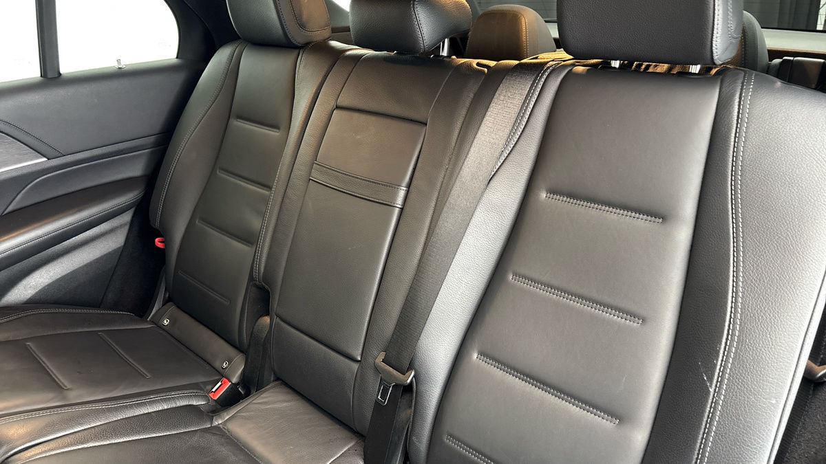 Mercedes-Benz GLE Image 8