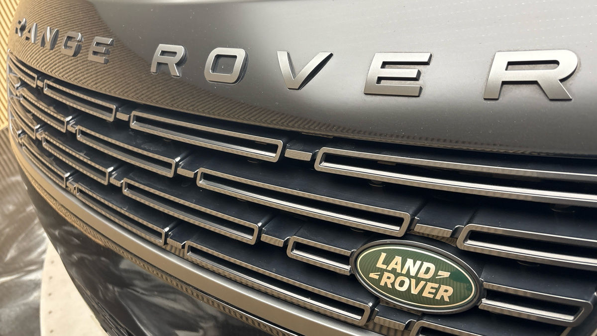 Land Rover Range Rover Sport Image 24